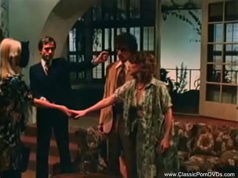 Fooling Around With Classic Porn Scenes While Fucking XVIDEOS