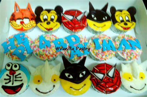 Vanilla Pastry: Cartoon Characters Cupcake 2