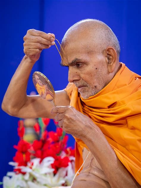 10 October 2020 HH Mahant Swami Maharaj S Vicharan Nenpur India