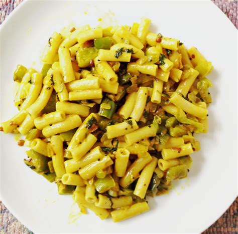 Brown Rice Pasta with Veggies - Versatile Foodie