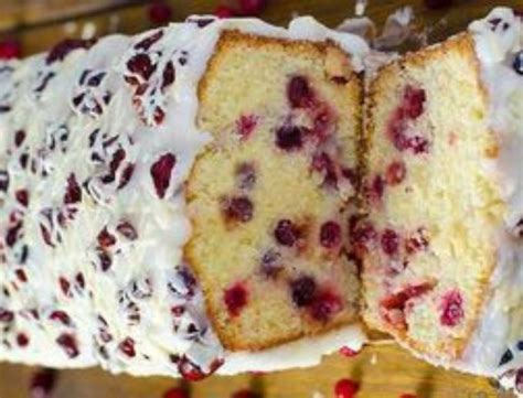 Festive Delight Christmas Cranberry Pound Cake