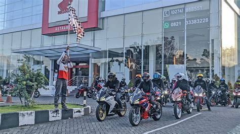 Honda Community Astra Motor Yogyakarta Nonton Bareng Motogp Assen