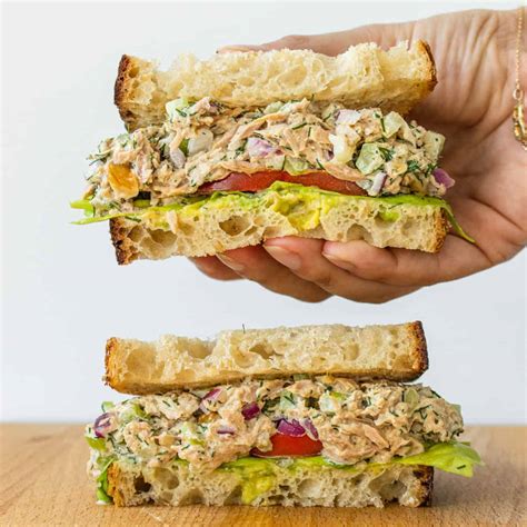 Healthy Tuna Salad - Cooking With Ayeh