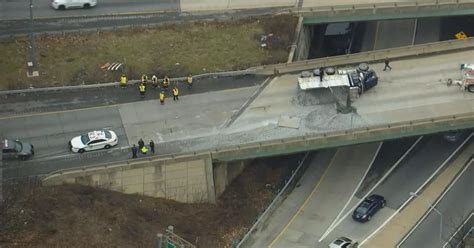 Overturned Dump Truck Causes Closure Of I 76 Eastbound Lanes Cbs