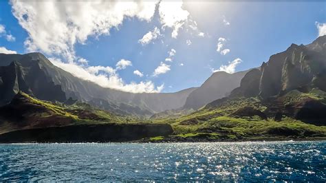 The Best Kauai Hiking Tours - The Hawaii Vacation Guide