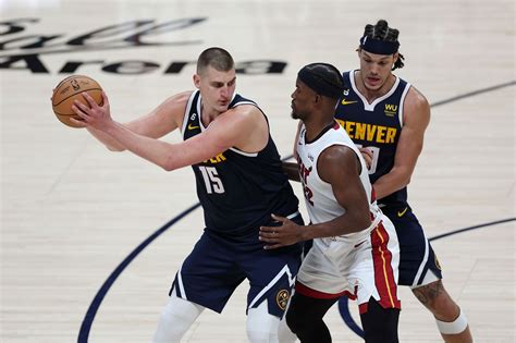 This Man Is Different Nuggets Fans Applaud Nikola Jokic For Another