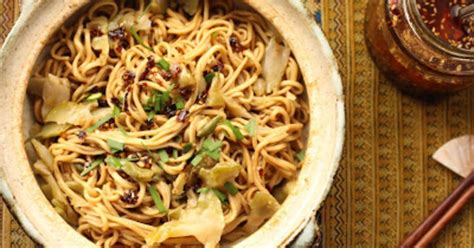 Nouilles Wuhan à la sauce sésame ou liang mian Recette par Un peu gay