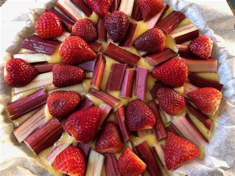 Rhubarb Strawberry Tart Cooking With Sheridan