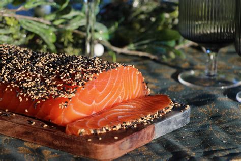 Saumon Gravlax à la Mélasse de Grenade Casserole Chocolat