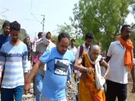 In Varanasi The Old Lady Was Lying On The Railway Track To Commit