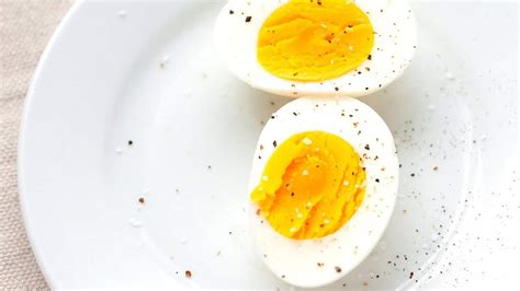 Easy Hard Boiled Eggs Recipe