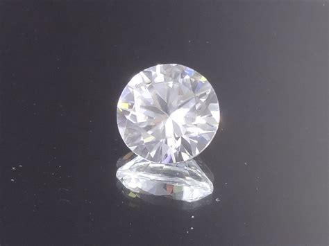 Perfectly Shiny White Diamond Brilliant Precision Cut White Zircon