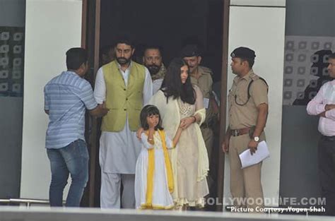 Abhishek Bachchan And Aishwarya Rai Bachchan Return From Allahabad