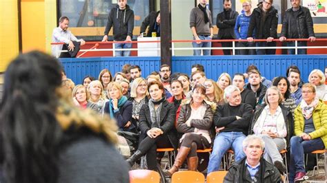 Lehrer kämpfen gegen zunehmenden Extremismus an Schulen