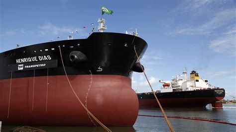 Ampliação da frota de navios da Transpetro pela Petrobras promete