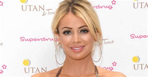 Love Island Olivia Attwood S Cleavage Bursts Out Of Teeny Bikini Top Daily Star