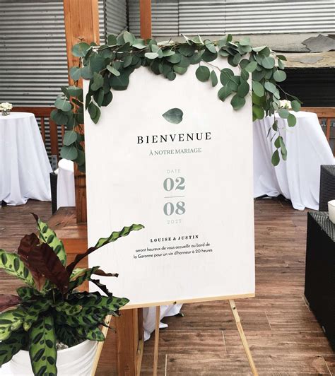 Une jolie papeterie mariage thème eucalyptus