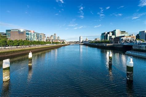 River Liffey Dublin - Ireland Highlights