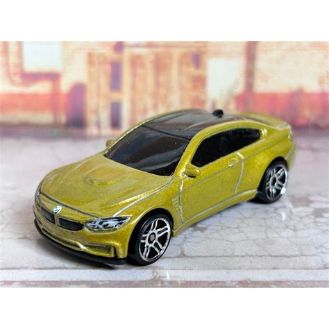 Hot Wheels BMW M4 Dourada Loose Sem Embalagem Shopee Brasil