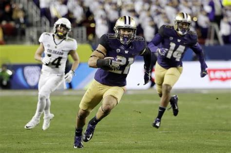 Washington's Taylor Rapp Snags Back-to-Back Picks vs. Colorado | News, Scores, Highlights, Stats ...