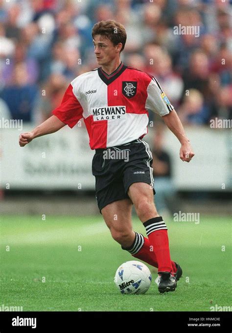 David Robertson Glasgow Rangers Fc 18 September 1995 Stock Photo Alamy