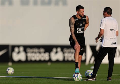 Corinthians Faz Treino T Tico De Olho No Fortaleza