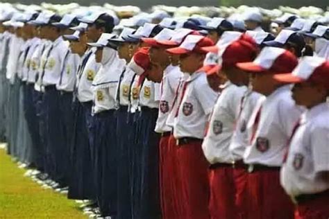 Contoh Teks Amanat Pembina Upacara Bendera Tema Kedisiplinan Singkat