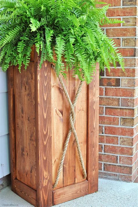 Build This Easy Diy Planter To Add Instant Curb Appeal To Your Home Diy Planters Diy