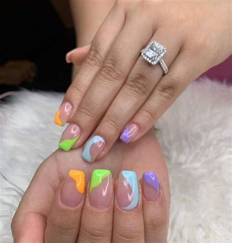 Top 30 Creative Nail Designs With Lines Short And Long Fashion