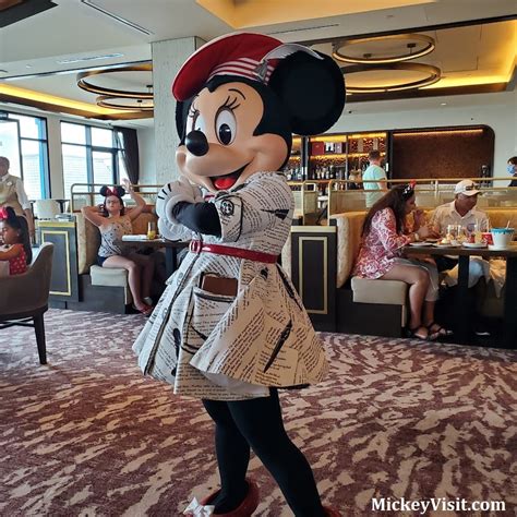 Best Disney World Character Breakfast And Which To Skip