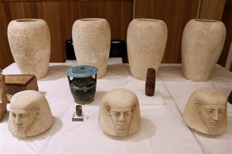 España devolvió a Egipto 36 piezas arqueológicas robadas