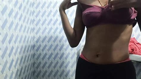 Maine Apne Boyfriend Ke Liye Nahate Samy Ka Video Banaya Teen Teen Porn XHamster