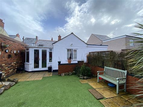 Whitegates Wrexham 3 Bedroom Bungalow For Sale In School Road