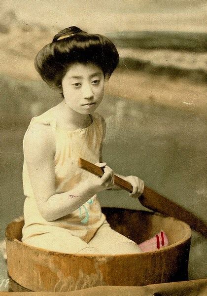 100年前の日本の芸者の水着姿の写真 18 人民網日本語版 人民日報