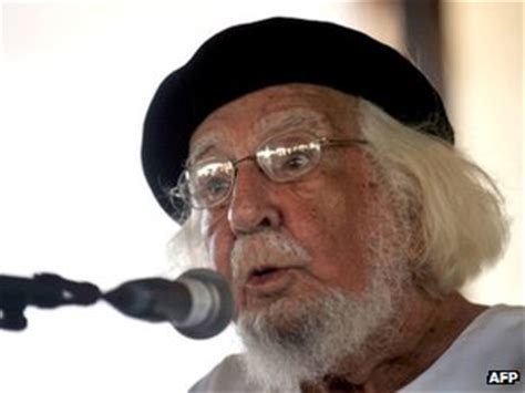 New Pope seeks to heal divisions in Latin America - BBC News 