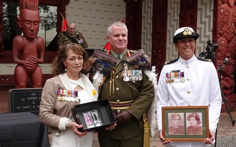 Ceremony Bestows Sets Of Medals To Descendants Of Th M Ori