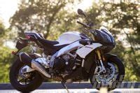 Aprilia Tuono V4 R vs. BMW S1000R vs. KTM 1290 Super Duke R Comparison ...