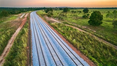 Inauguração da Ferrovia Norte Sul Transporte Moderno