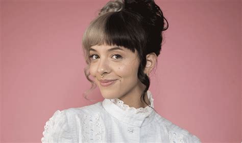 Melanie Martinez Faz História Com Seu álbum Portals” Portal Sucesso