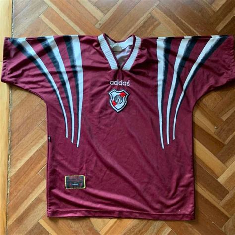 Venta Camiseta River Bordo En Stock