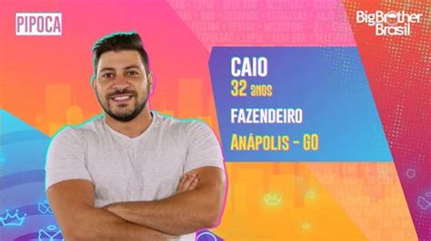 Caio Afiune do BBB21 o pênis marcando na bermuda Homens Pelados BR