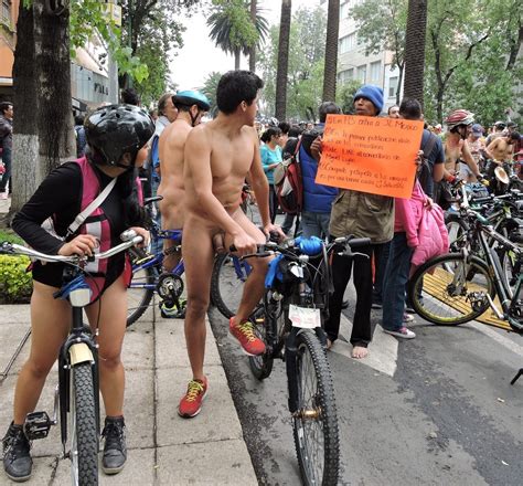 Naked Bike Ride Mexico City