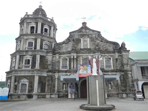 Santaanachurchfacadesantaanapampanga Nolisoli