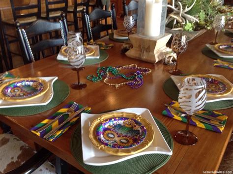 Mardi Gras Table Setting Geaux Ask Alice