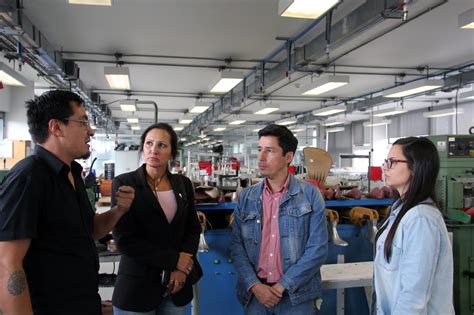 Sena Centro De Manufactura En Textil Y Cuero Brasil De La Mano Con