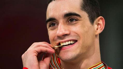 Хавиер Фернандес ще бъде знаменосец на испанската делегация в Сочи ...