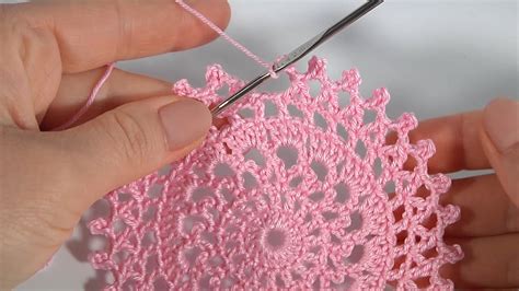 How To Crochet A Round Tablecloth For Beginners Elcho Table