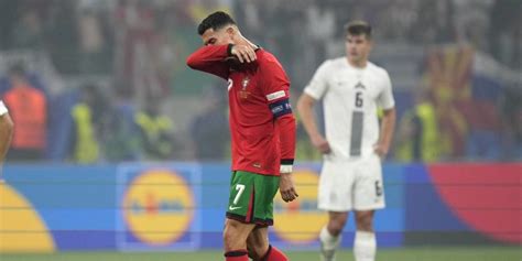 Cristiano Ronaldo Nangis Usai Gagal Tendang Penalti