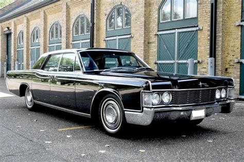 1968 Lincoln Continental 4 Door