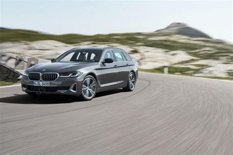 Nuova Bmw Serie Berlina E Touring Motori Design E Allestimenti